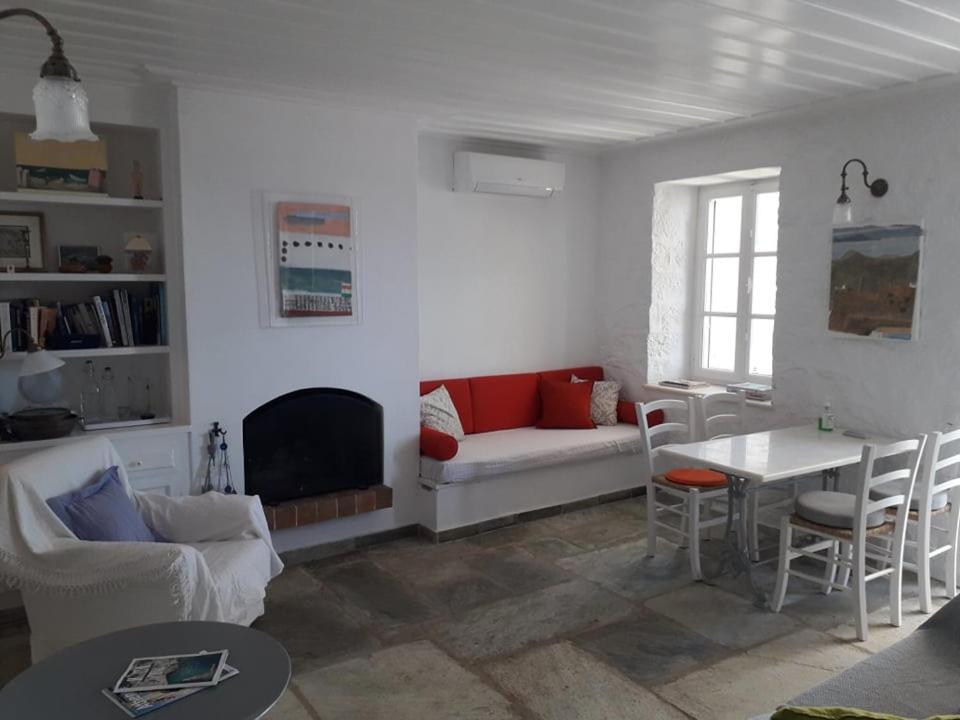 Villa Sunset Hydra Екстериор снимка